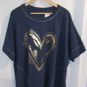New Ladies Navy Blue Gold Heart T-shirt One Size fits sizes 18 20 22
