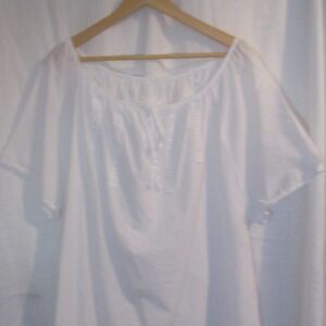 New Ladies White On off Shoulder Top One Size fits sizes 18 20 22