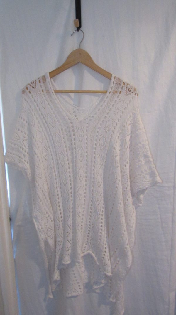 New Ladies White Lacy Tunic Top One Size fits sizes 18 20 22 - Image 2