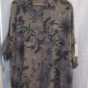 New Ladies Mocha Floral Button Up Shirt One Size Fits sizes 18 20 22