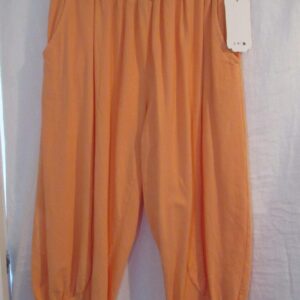NEW Ladies Womens Peach Jersey 3/4 Length cuff bottom Trousers One size fits sizes 16 18 20 22