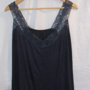 New Ladies Navy Blue Lacy Strap Plus Size Vest Top One Size fits sizes 16 18 20 22