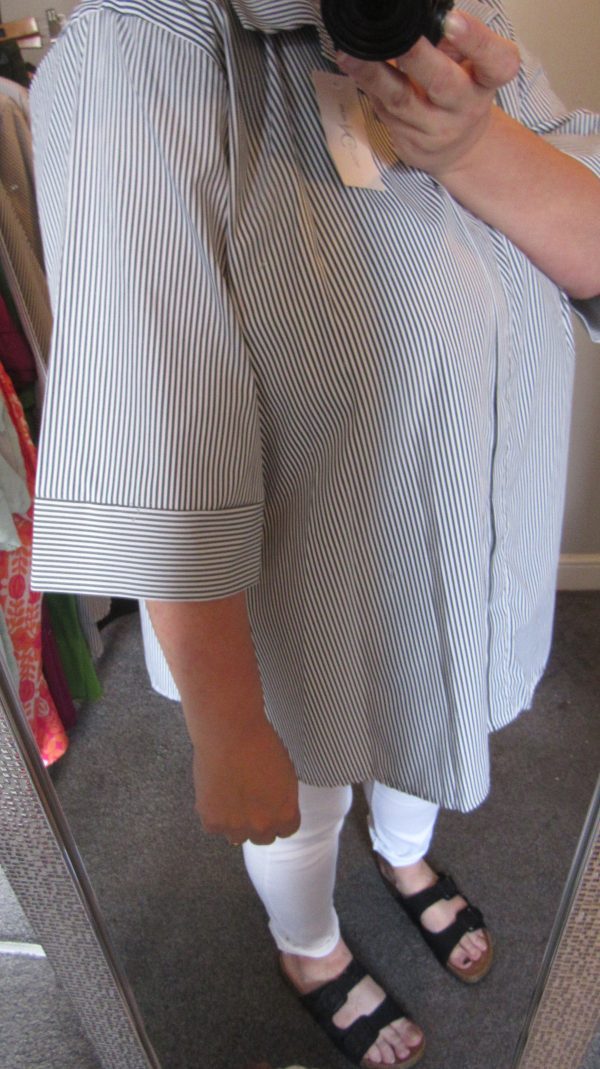 SALE SALE SALE New Ladies Black White Stripe Shirt Plus Size One Size fits sizes 18 20 22 NON RETURNABLE - Image 8