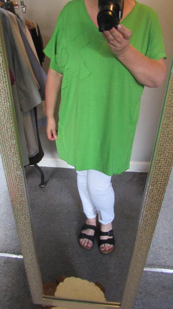 SALE SALE SALE New Ladies Green Flower T-shirt One Size fits sizes 18 20 22 NON RETURNABLE - Image 7