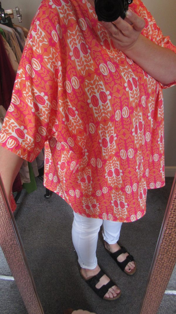 NEW Ladies Women Orange Print V Neck Tunic Top One Size fits sizes 18 20 22 24 NON RETURNABLE - Image 8