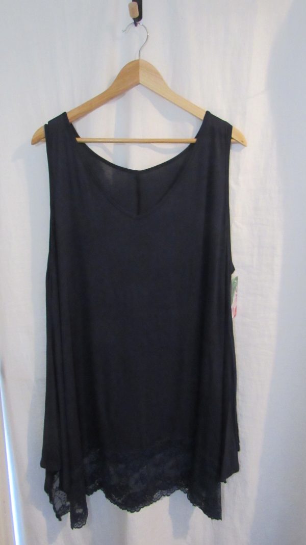 New Ladies Navy Blue Lacy Bottom Longer Length Top V Neck One Size fits sizes 18 20 22
