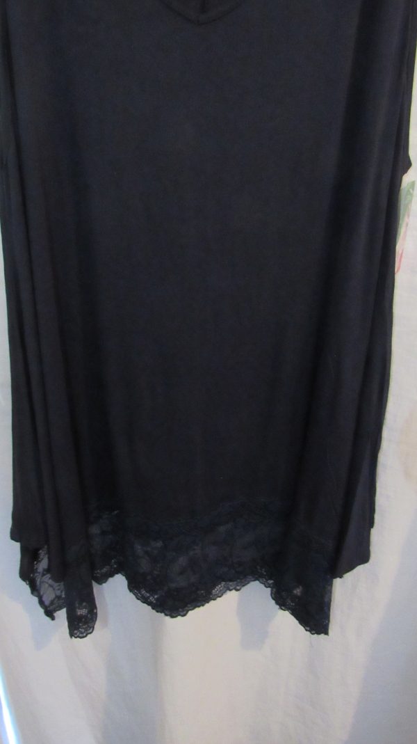 New Ladies Navy Blue Lacy Bottom Longer Length Top V Neck One Size fits sizes 18 20 22 - Image 2