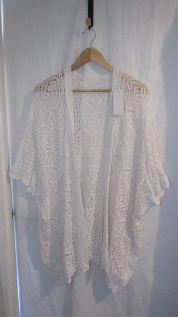 New Ladies White Lacy Open Cardigan One Size fits sizes 18 20 22