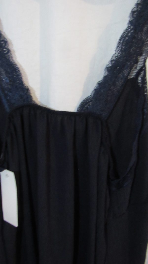 New Ladies Navy Blue Lace Sleeve V Neck Top One Size fits sizes 16 18 20 22 - Image 5