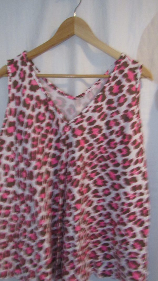 SALE SALE SALE New Ladies Neon Pink Brown Animal Print Sleeveless Swing Top One Size fits sizes 16 18 20 22 NON RETURNABLE - Image 3