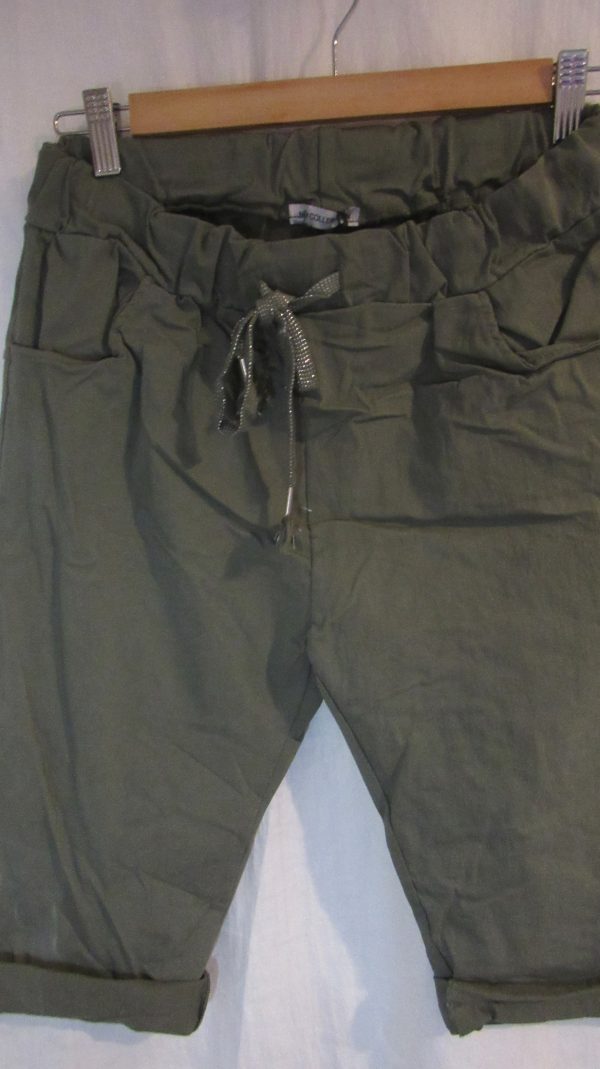 NEW Ladies Khaki Magic Shorts One Size Fits sizes 10 12 14 16 18 Size 1 - Image 3