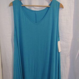 New Ladies Lacy Bottom Turquoise Longer Length Top V Neck One Size fits sizes 18 20 22