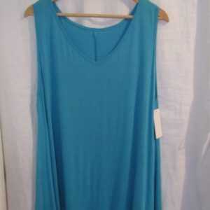 New Ladies Lacy Bottom Turquoise Longer Length Top V Neck One Size fits sizes 18 20 22