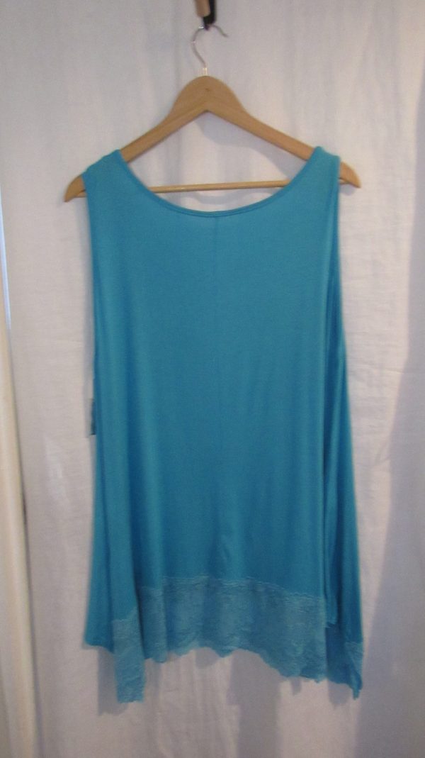 New Ladies Lacy Bottom Turquoise Longer Length Top V Neck One Size fits sizes 18 20 22 - Image 5