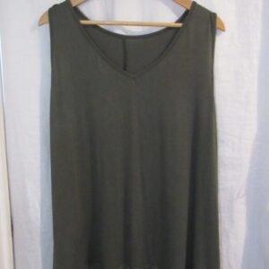 New Ladies Lacy Bottom Khaki Green Longer Length Top V Neck One Size fits sizes 18 20 22