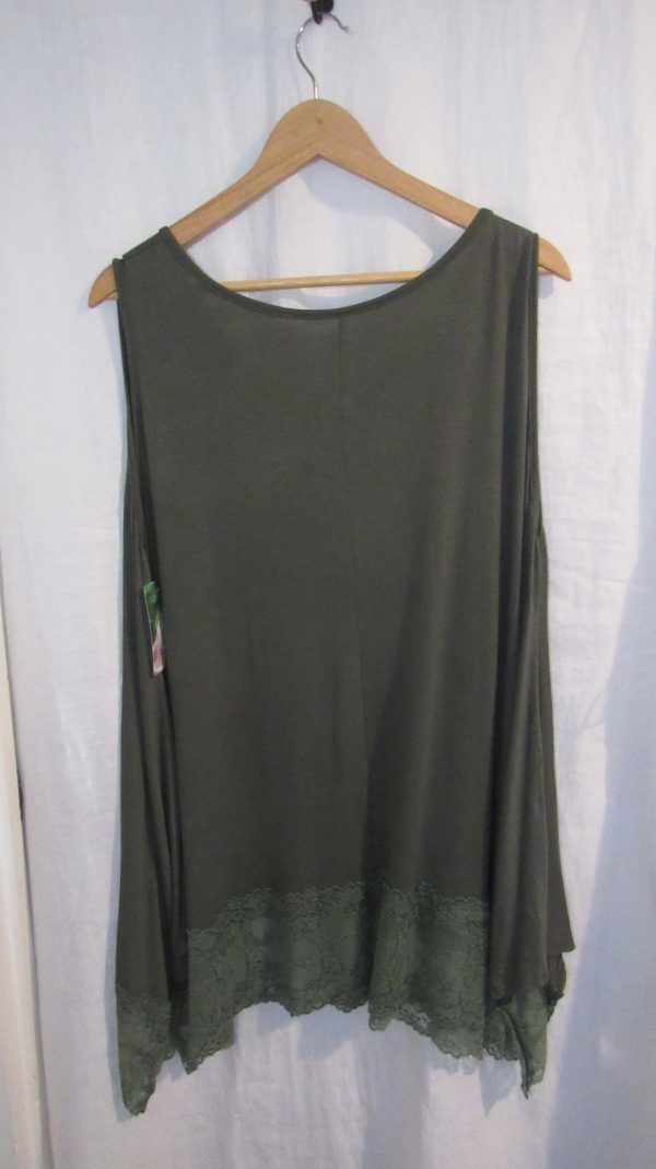 New Ladies Lacy Bottom Khaki Green Longer Length Top V Neck One Size fits sizes 18 20 22 - Image 5
