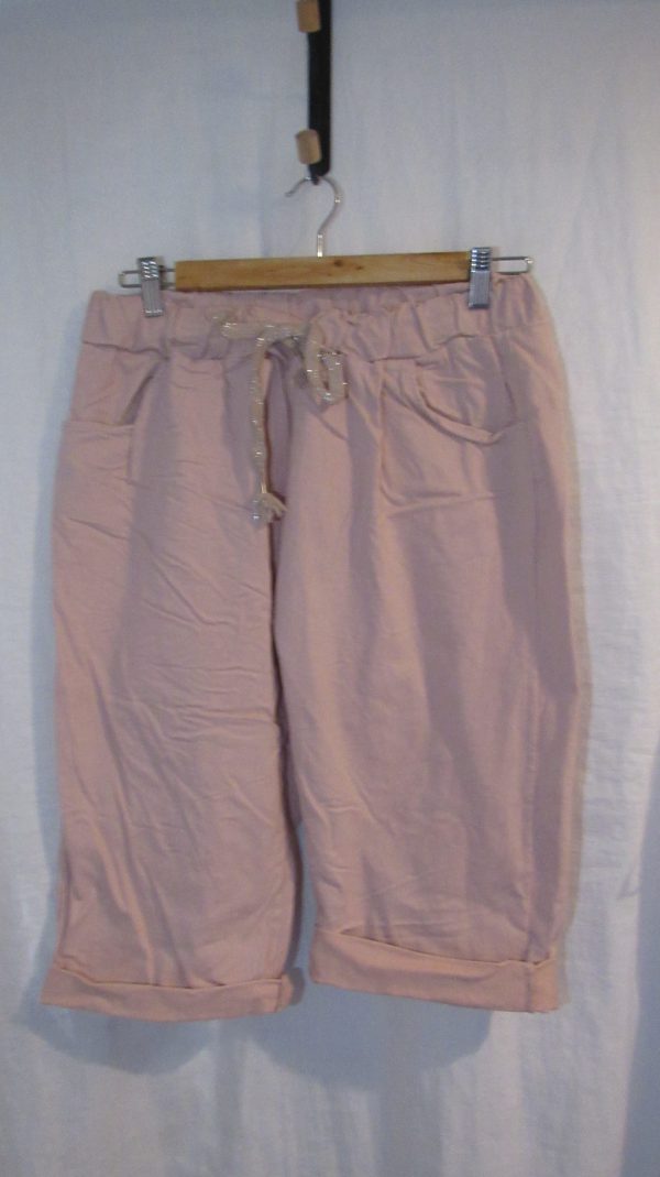 NEW Ladies Pale Pink Magic Shorts Plus Size One Size Fits sizes 18 20 22 Size 2 - Image 2