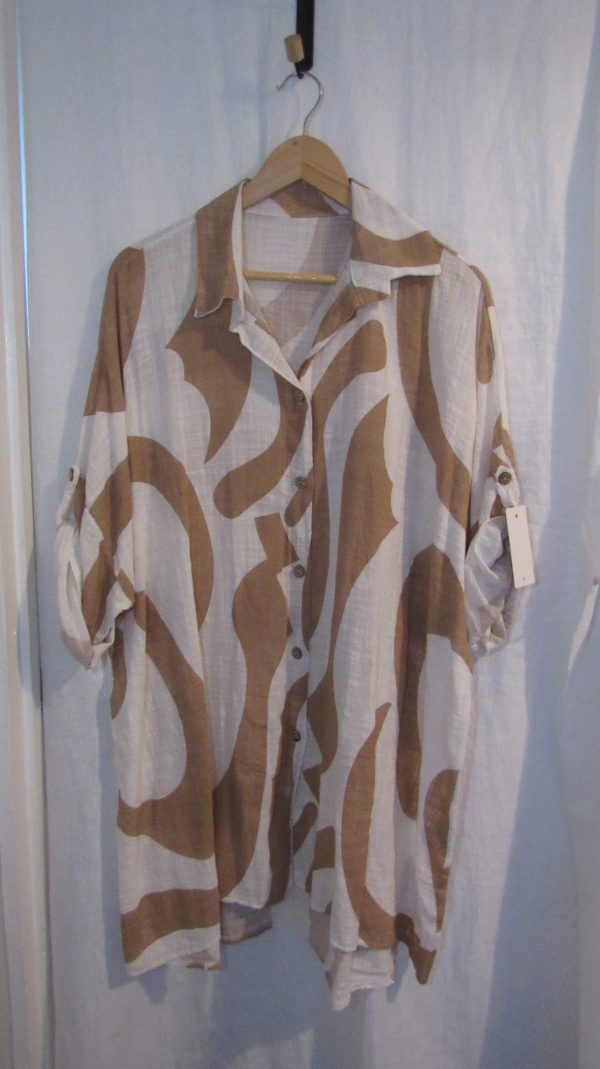 New Ladies Mocha White Swirl Button Up Cheesecloth Shirt One Size fits sizes 18 20 22 - Image 2