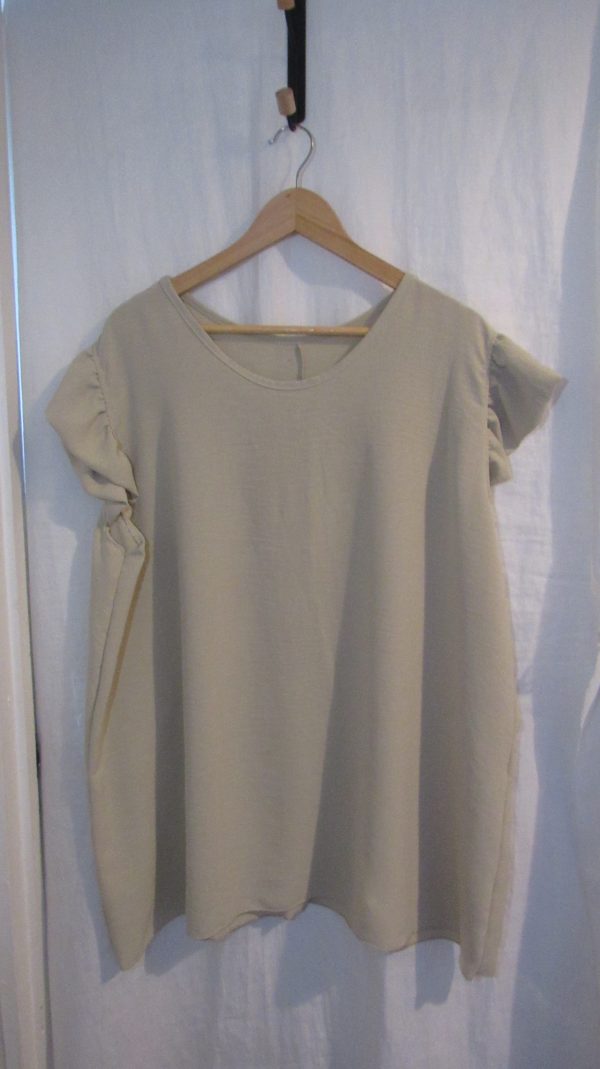 New Ladies Beige Fake Button down the back Tunic Top One Size fits sizes 16 18 20 22