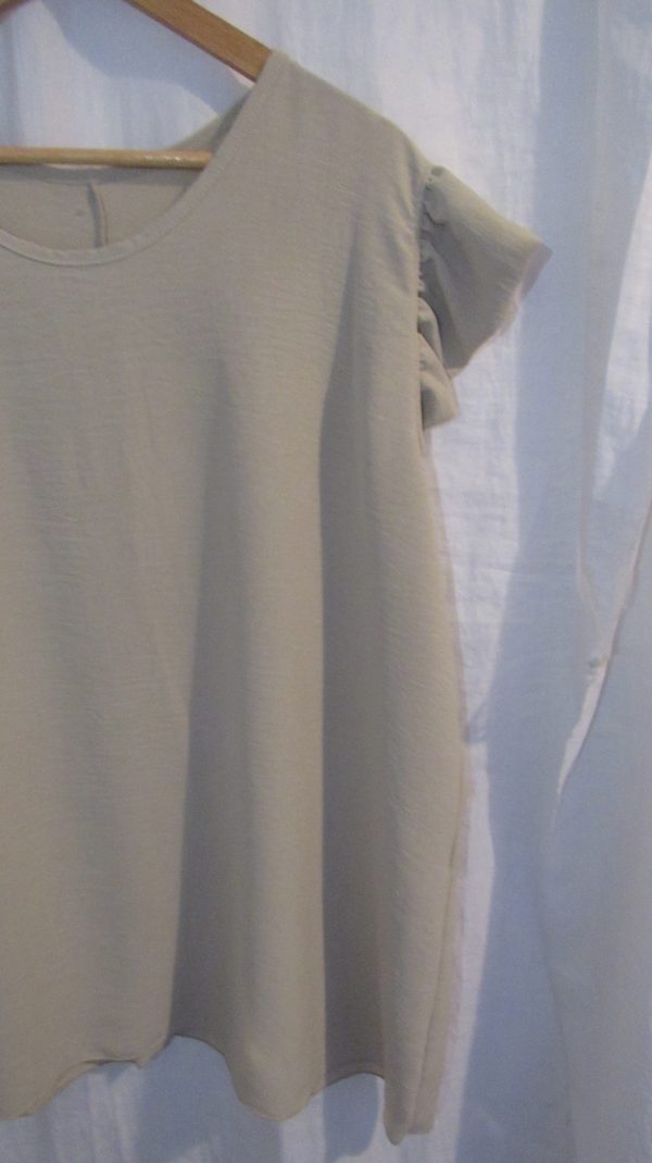 New Ladies Beige Fake Button down the back Tunic Top One Size fits sizes 16 18 20 22 - Image 3