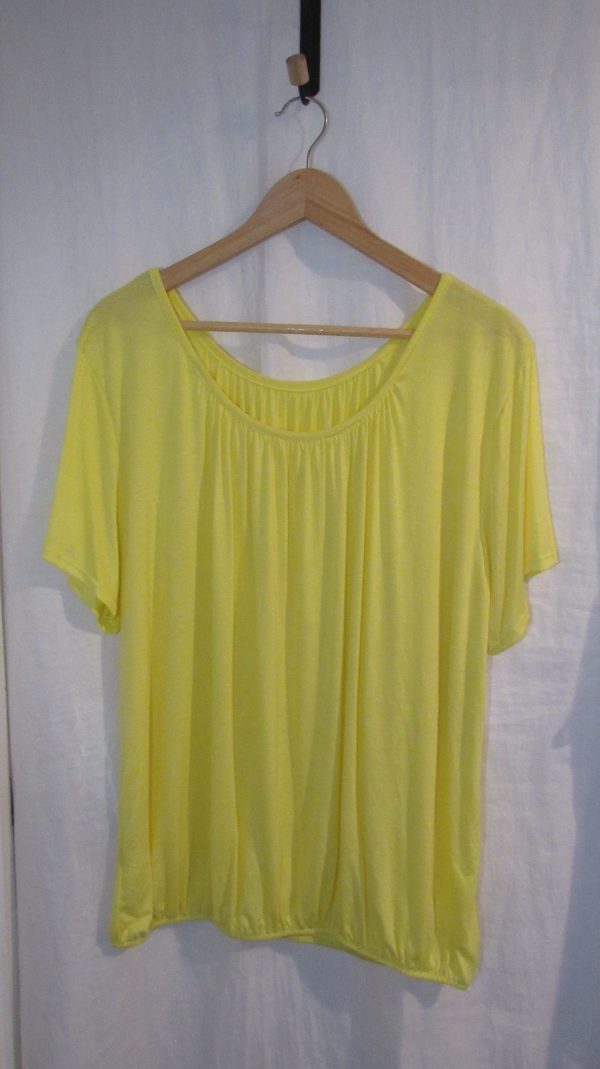 New Ladies Yellow Elasticated Bottom Top One size fits sizes 16 18 20 22 Plus Size
