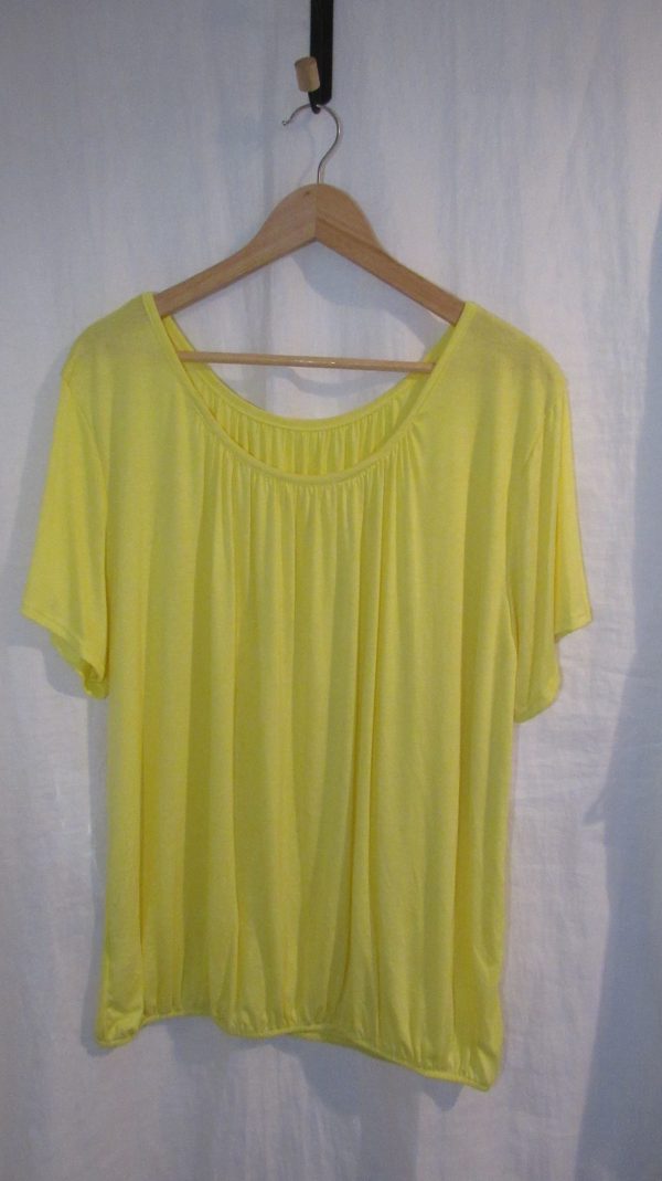 New Ladies Yellow Elasticated Bottom Top One size fits sizes 16 18 20 22 Plus Size - Image 2