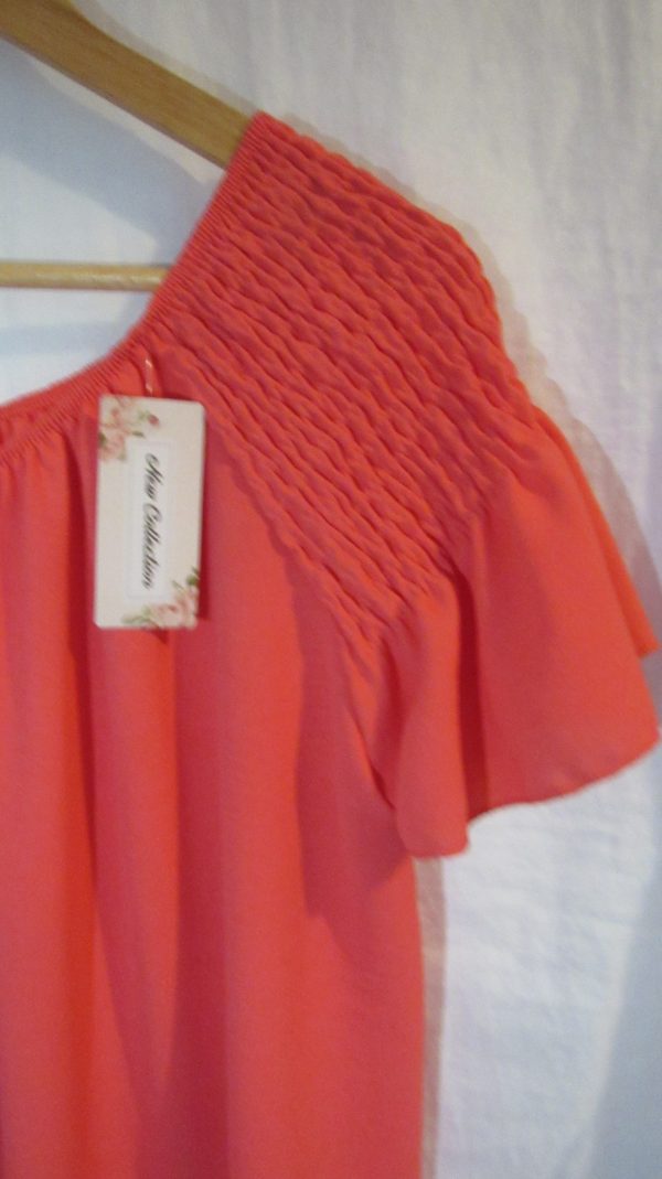 New Ladies Coral Ruffle Sleeve Top One Size fits sizes 16 18 20 22 - Image 3