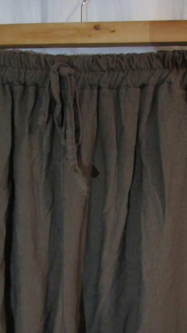 New Ladies Brown Pocket Shorts One size fits sizes 16 18 20 22 - Image 3