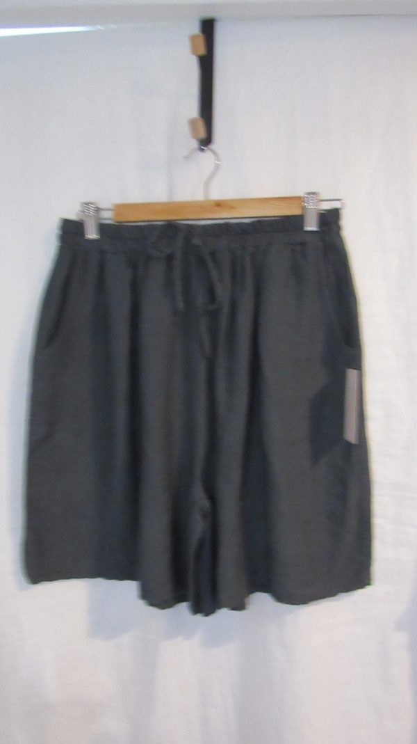 New Ladies Charcoal Grey Pocket Shorts One size fits sizes 16 18 20 22 - Image 2