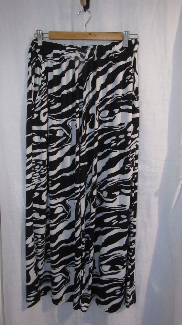 New Ladies Black White Silky Palazzo Wide Leg Trousers One size fits sizes 18 20 22 - Image 2