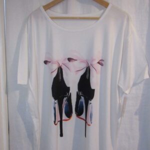New Ladies White Shoe Bow Print T-shirt One Size fits sizes 16 18 20 22