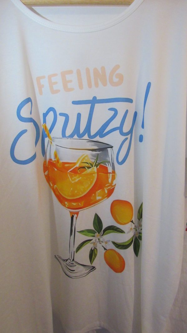 New Ladies White Glass Print T-shirt One Size fits sizes 16 18 20 22 - Image 4