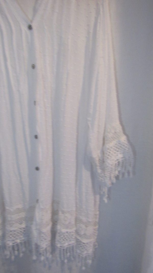 New Ladies White Tassel Button Up Blouse One Size fits sizes 16 18 20 22 - Image 3
