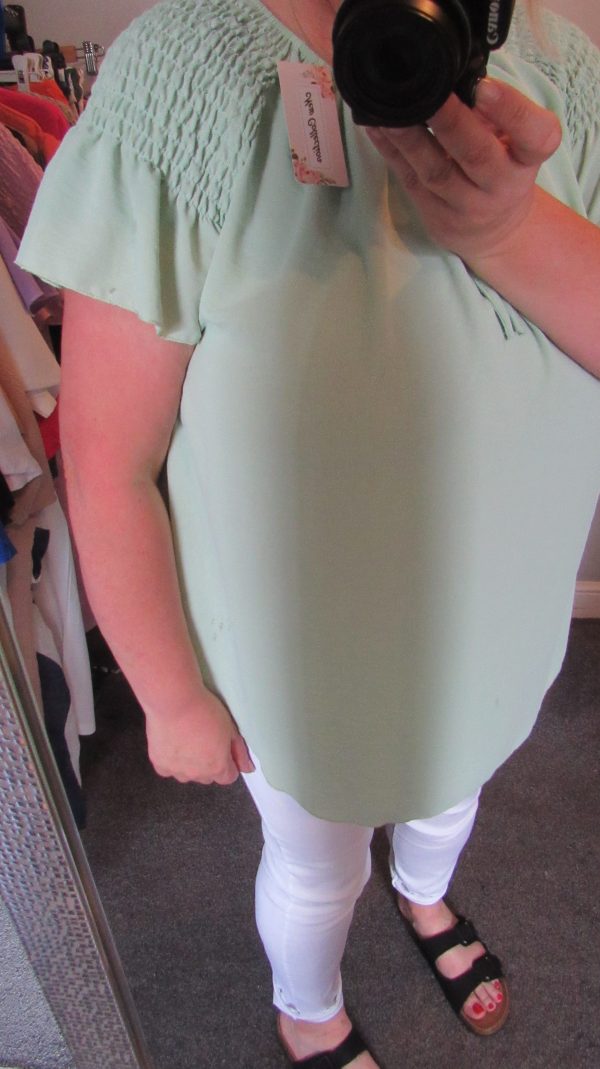 New Ladies Sage Ruffle Sleeve Top One Size fits sizes 16 18 20 22 - Image 7