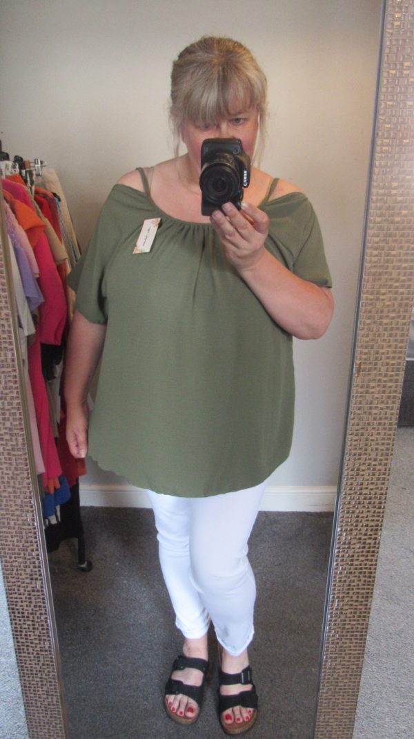 New Ladies Khaki Cold Shoulder Sleeve Top One Size fits sizes 16 18 20 22 - Image 7