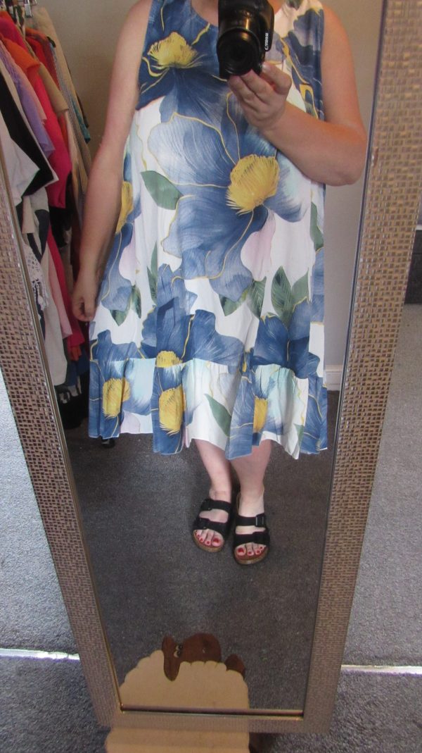 New Ladies Blue Floral Sleeveless Sun Dress One Size fits sizes 18 20 22 - Image 7