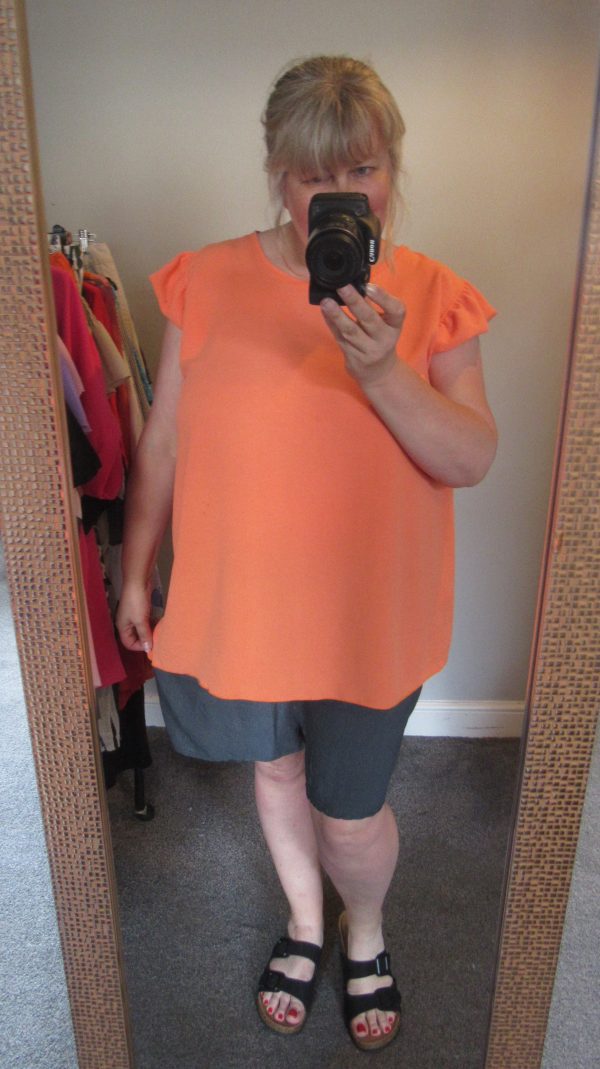 New Ladies Charcoal Grey Pocket Shorts One size fits sizes 16 18 20 22 - Image 5