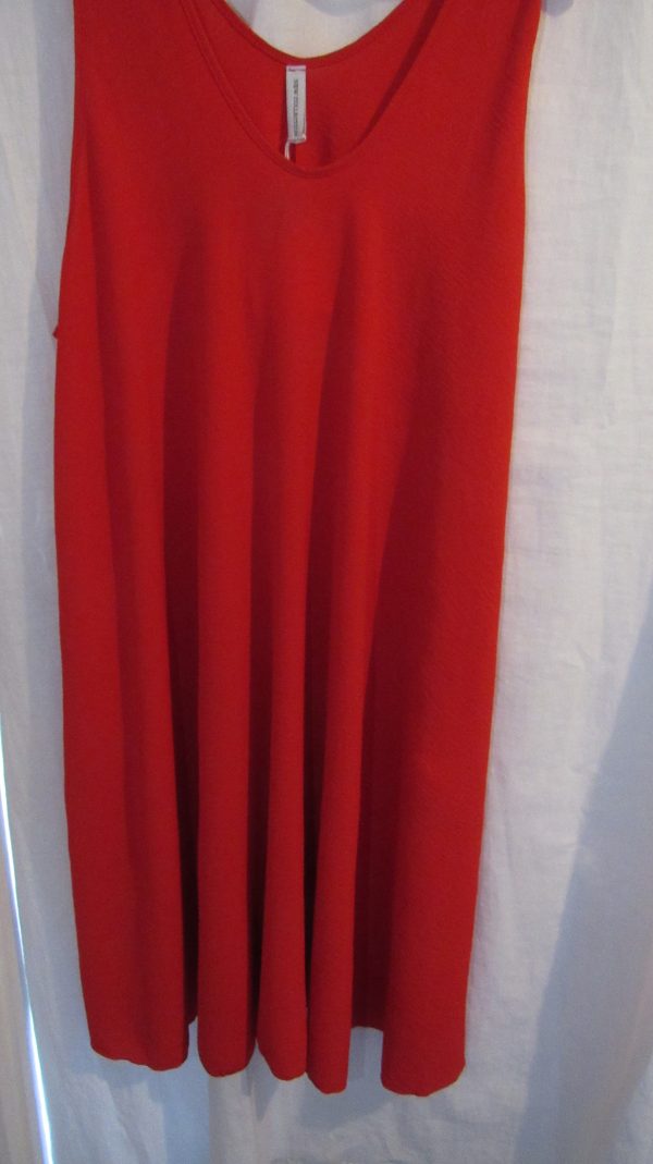 New Ladies Red Sleeveless Swing Dress One Size fits sizes 18 20 22 24 - Image 4