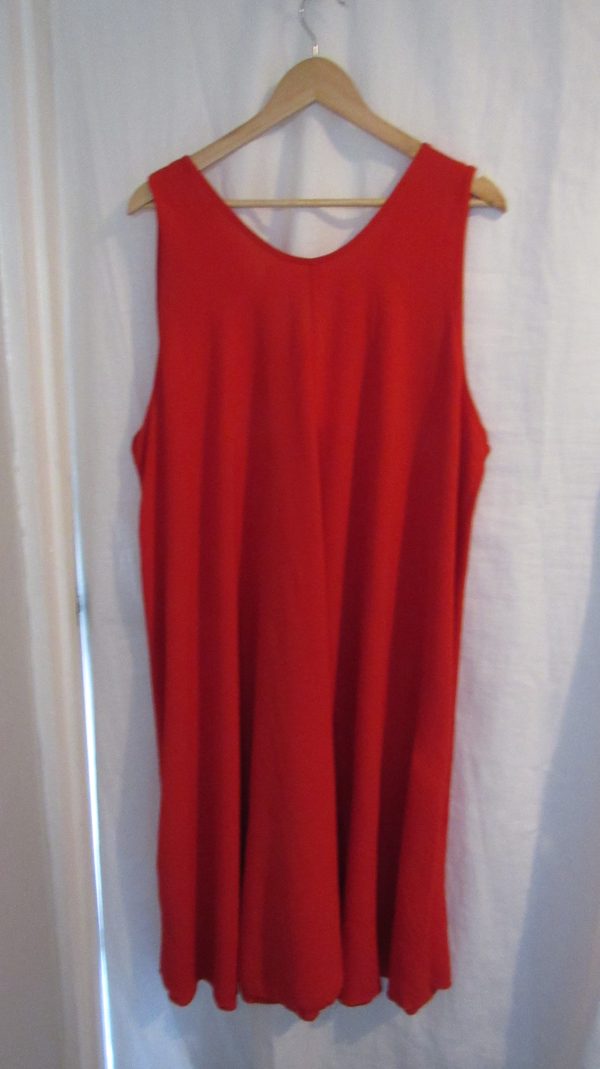 New Ladies Red Sleeveless Swing Dress One Size fits sizes 18 20 22 24 - Image 5