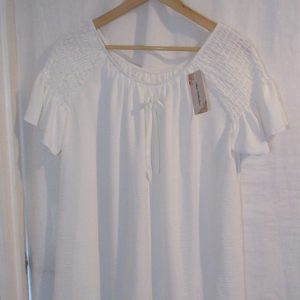 SALE SALE SALE New Ladies White Ruffle Sleeve Top One Size fits sizes 16 18 20 22 NON RETURNABLE