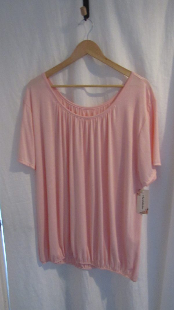 SALE SALE SALE New Ladies Pale Pink Elasticated Bottom Top One size fits sizes 16 18 20 22 Plus Size NON RETURNABLE