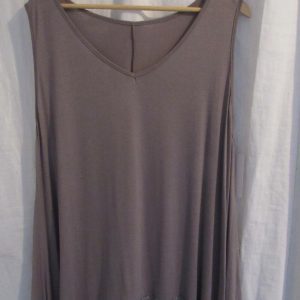 SALE SALE SALE New Ladies Lacy Bottom Mocha Longer Length Top V Neck One Size fits sizes 18 20 22 NON RETURNABLE