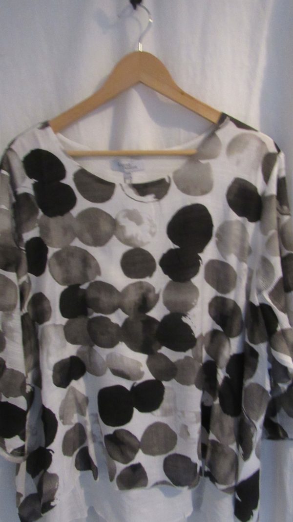 New Ladies Black Spot Top with Open Back One Size fits sizes 18 20 22 - Image 3