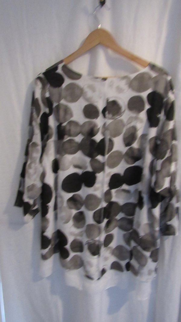New Ladies Black Spot Top with Open Back One Size fits sizes 18 20 22 - Image 5
