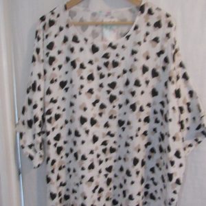 New Ladies Black Heart Tunic Top One Size fits sizes 18 20 22