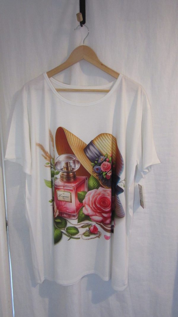 New Ladies White Perfume Print T-shirt One Size fits sizes 16 18 20 22
