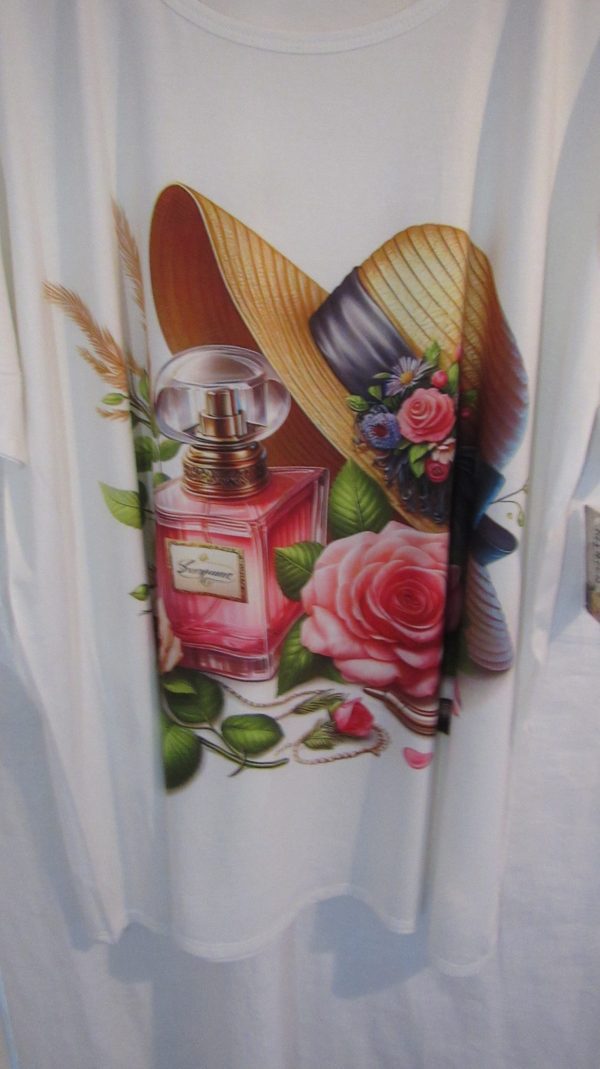 New Ladies White Perfume Print T-shirt One Size fits sizes 16 18 20 22 - Image 3