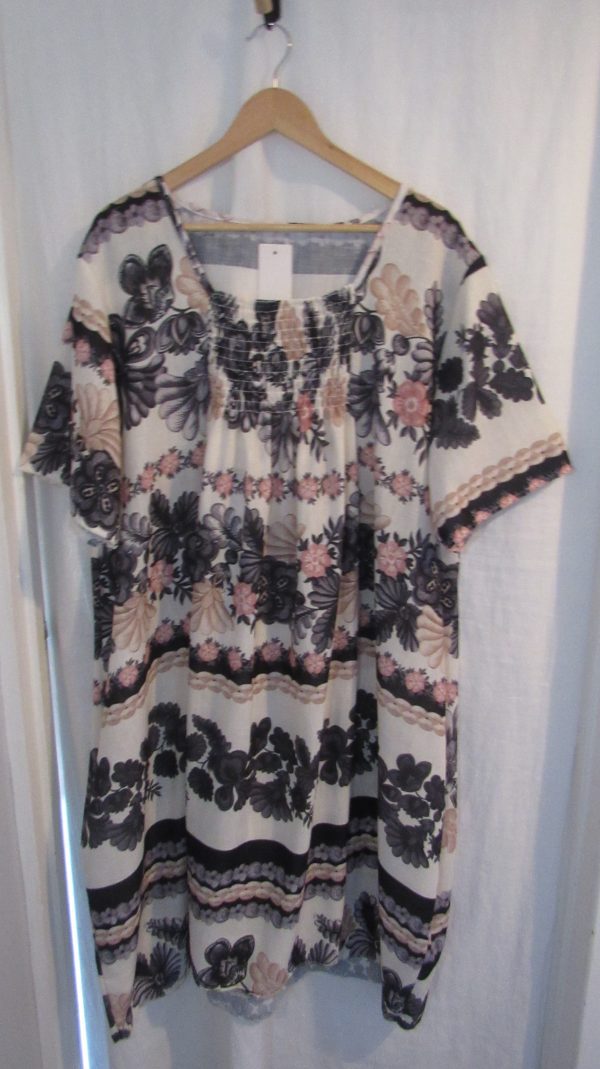 New Ladies Black Floral Square Neckline Dress One Size fits sizes 18 20 22 24