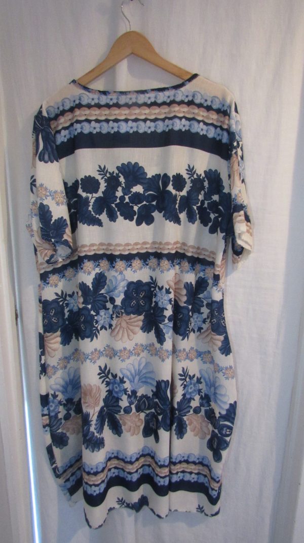 New Ladies Blue Floral Square Neckline Dress One Size fits sizes 18 20 22 240 - Image 5