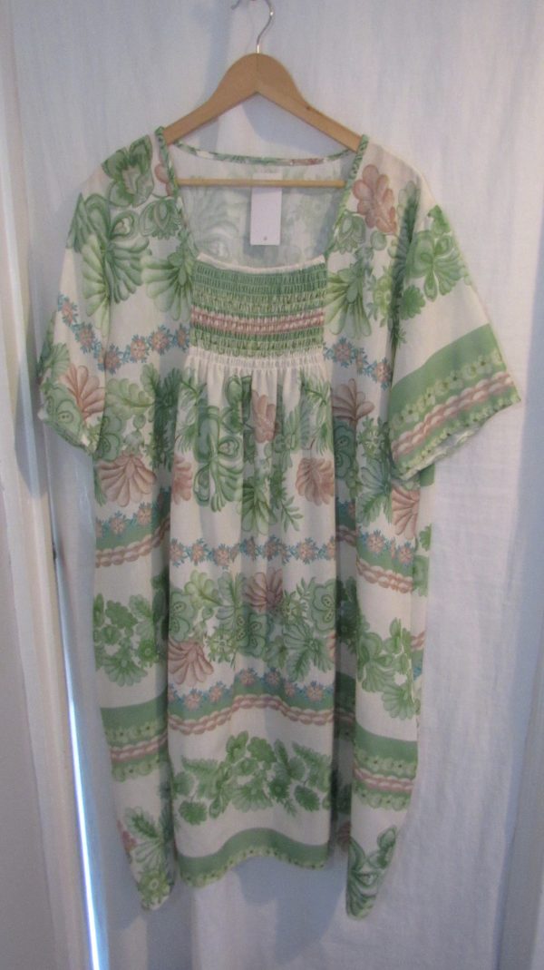 SALE SALE SALE New Ladies Green Floral Square Neckline Dress One Size fits sizes 18 20 22 24 NON RETURNABLE